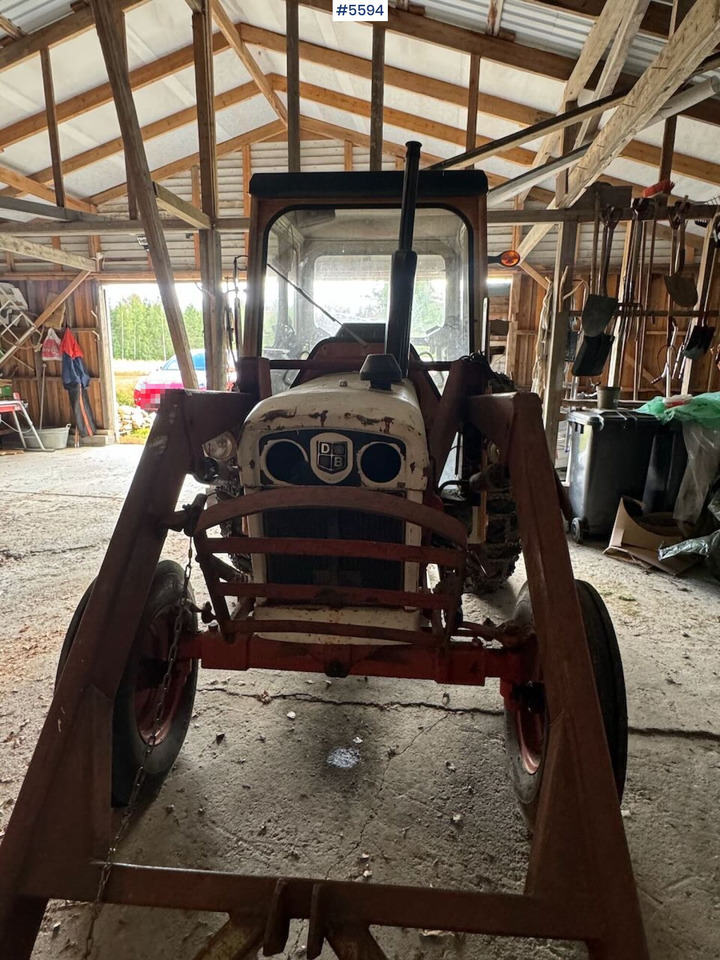 1974 David Brown 885 w/ loaders and chain. - Traktor: das Bild 3 1974 David Brown 885 w/ loaders and chain. - Traktor: das Bild 3
