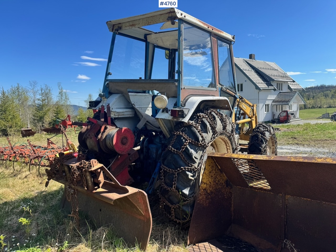 Traktor 1978 Ford 6600 4x4 w/ Front Loader, Bucket, Twin Wheels and Winch.: das Bild 8 Traktor 1978 Ford 6600 4x4 w/ Front Loader, Bucket, Twin Wheels and Winch.: das Bild 8