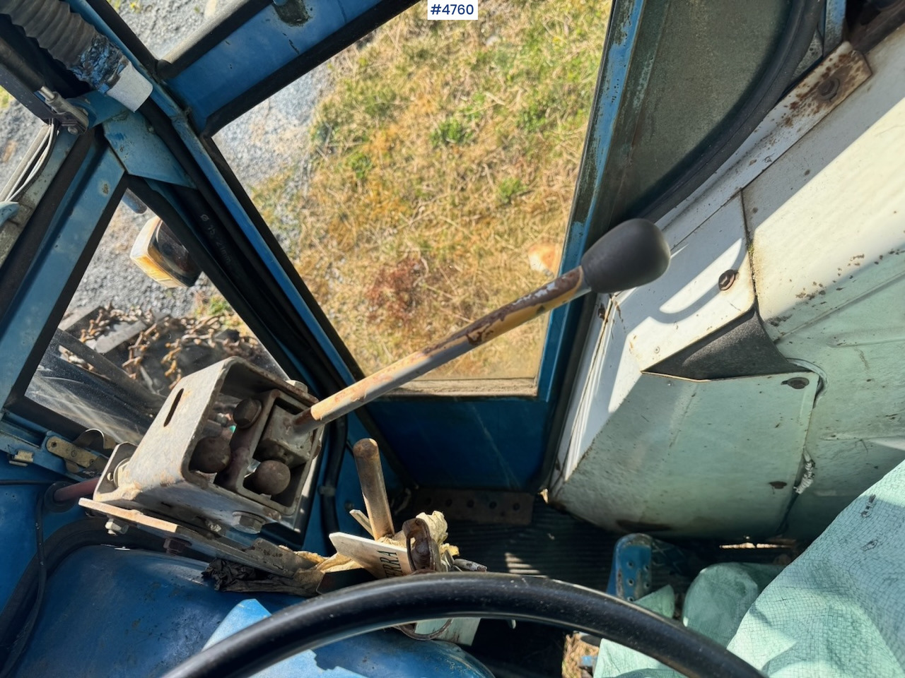 Traktor 1978 Ford 6600 4x4 w/ Front Loader, Bucket, Twin Wheels and Winch.: das Bild 19 Traktor 1978 Ford 6600 4x4 w/ Front Loader, Bucket, Twin Wheels and Winch.: das Bild 19