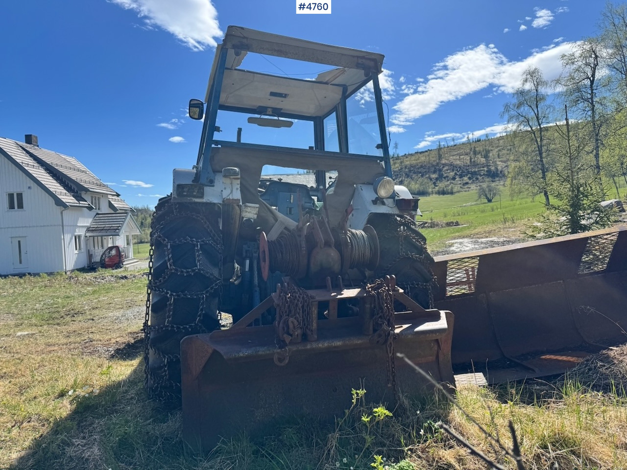 Traktor 1978 Ford 6600 4x4 w/ Front Loader, Bucket, Twin Wheels and Winch.: das Bild 7 Traktor 1978 Ford 6600 4x4 w/ Front Loader, Bucket, Twin Wheels and Winch.: das Bild 7