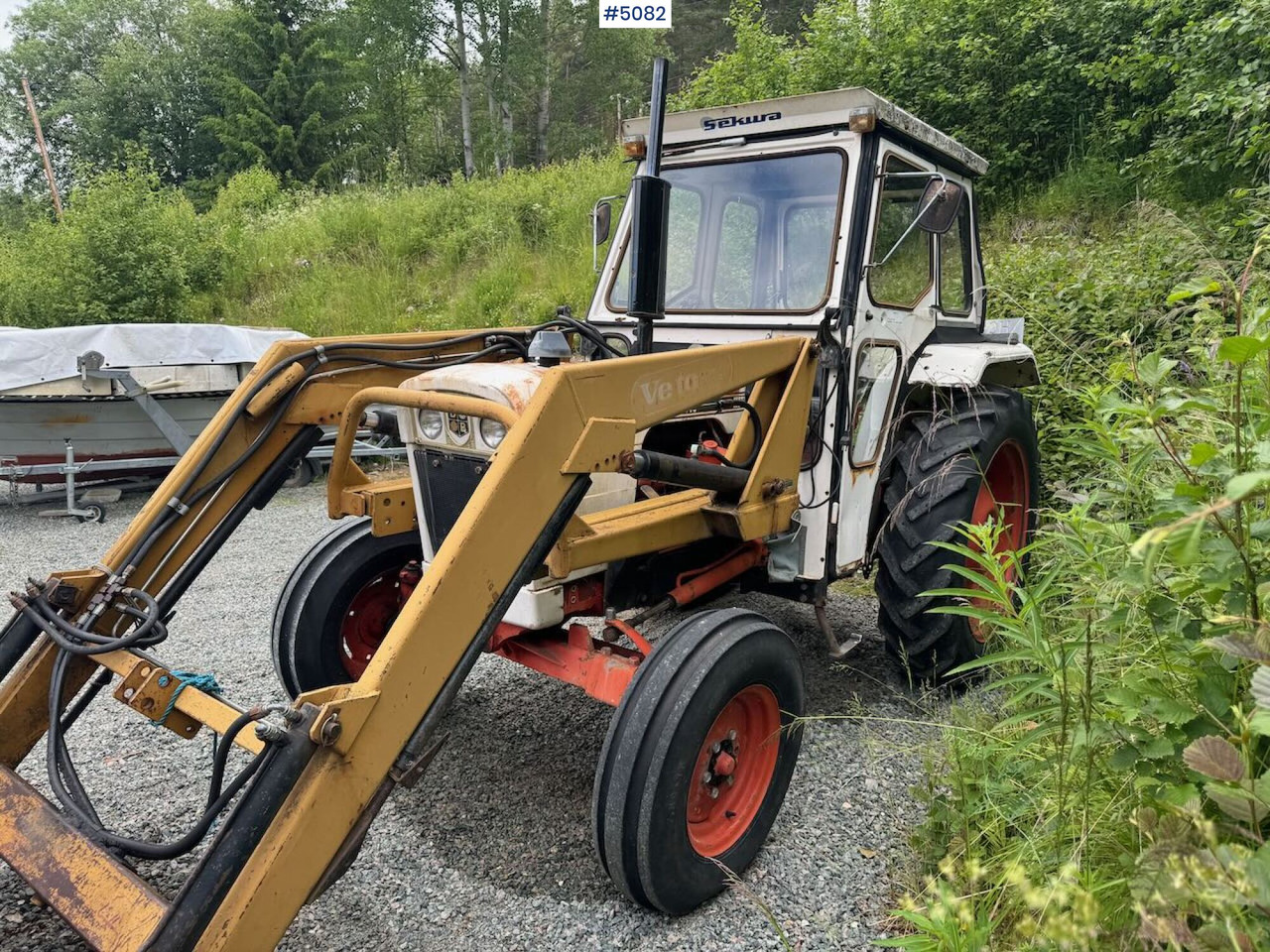 1980 David Brown 885 w/ front loader and bucket - Traktor: das Bild 1 1980 David Brown 885 w/ front loader and bucket - Traktor: das Bild 1