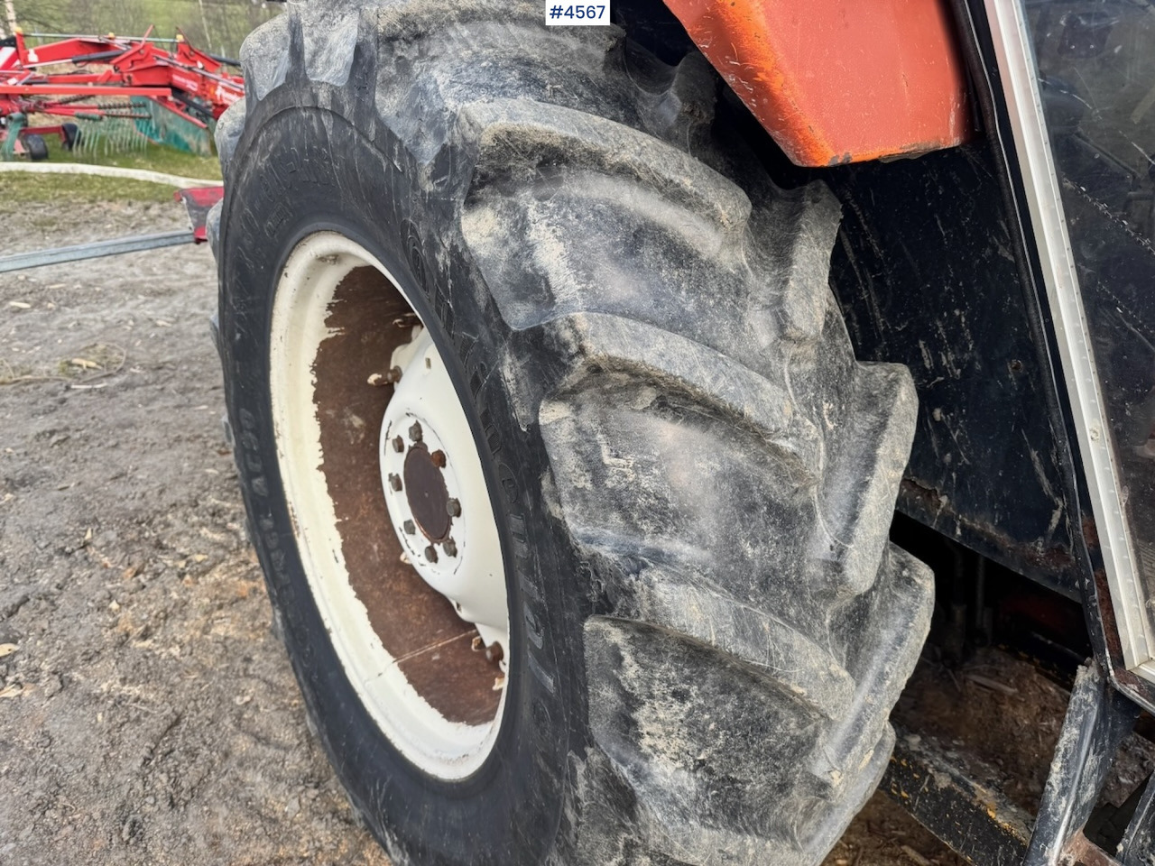 Traktor 1982 Fiat 640DT Tractor w/ Front loader.: das Bild 11