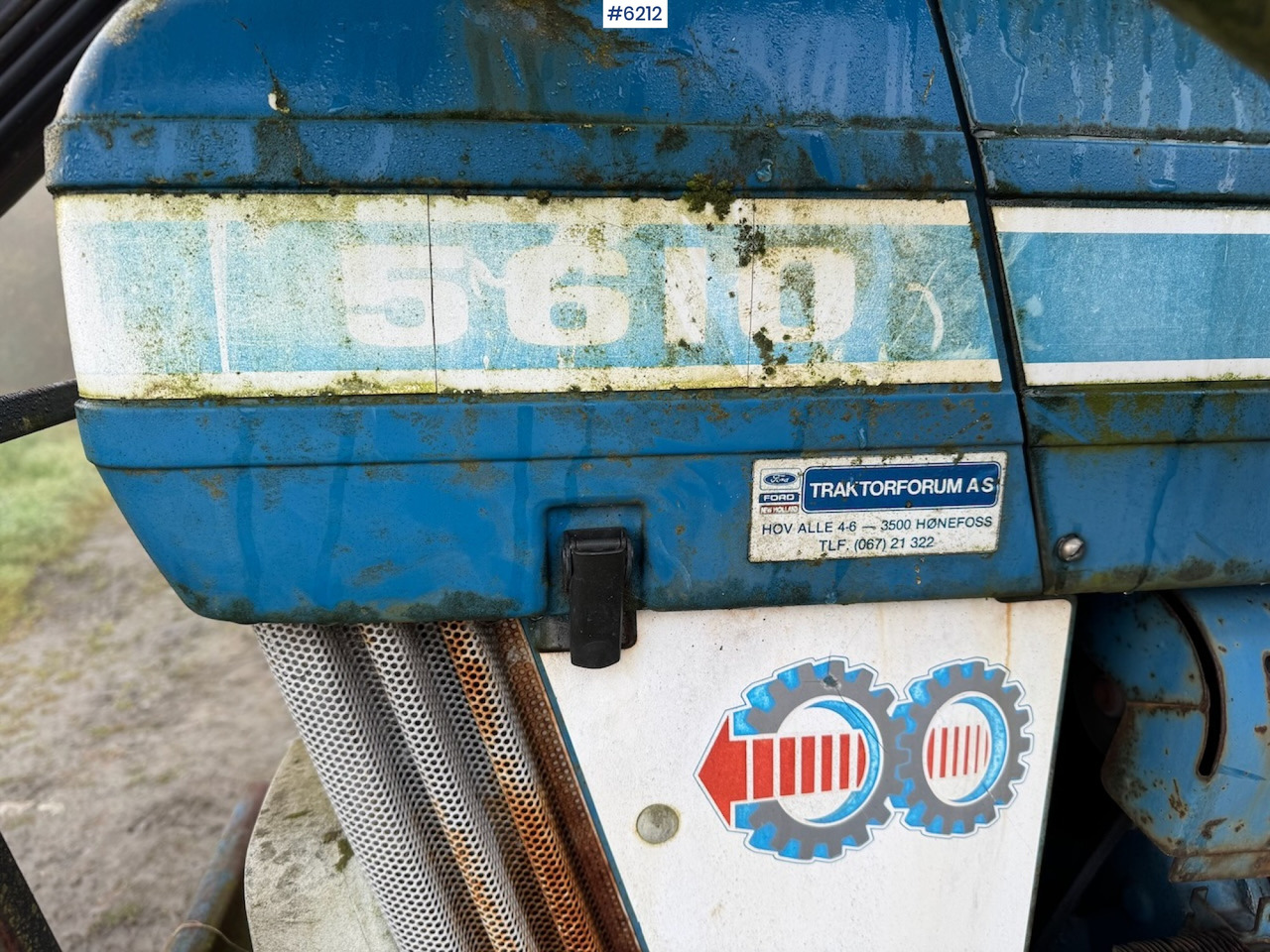 1982 Ford 5610 w/ front loader. - Traktor: das Bild 4 1982 Ford 5610 w/ front loader. - Traktor: das Bild 4