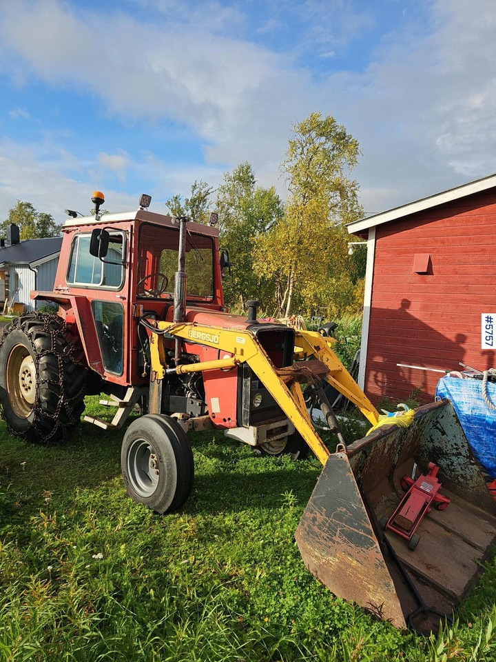 1982 Massey Ferguson 575 W/Front Loader. - Traktor: das Bild 1 1982 Massey Ferguson 575 W/Front Loader. - Traktor: das Bild 1