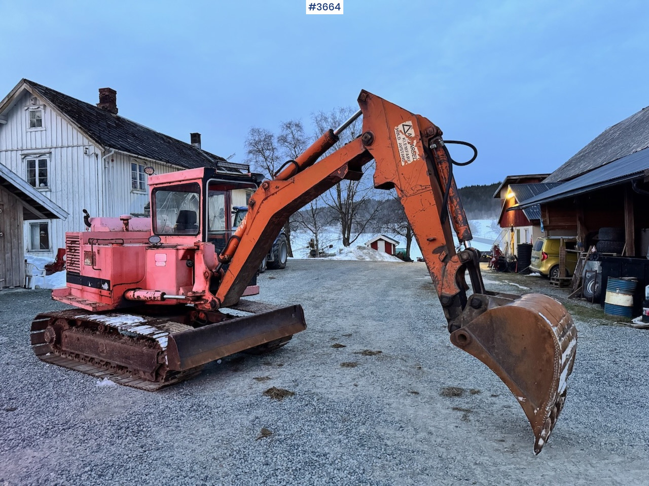 1987 Schaeff HR30 Tracked excavator with two buckets. - Bagger: das Bild 1 1987 Schaeff HR30 Tracked excavator with two buckets. - Bagger: das Bild 1