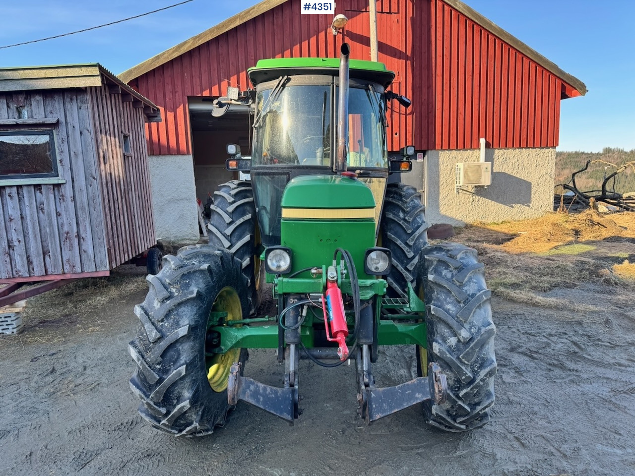 1991 John Deere 2850 4x4 Synchron w/ front hydraulics. - Traktor: das Bild 3 1991 John Deere 2850 4x4 Synchron w/ front hydraulics. - Traktor: das Bild 3