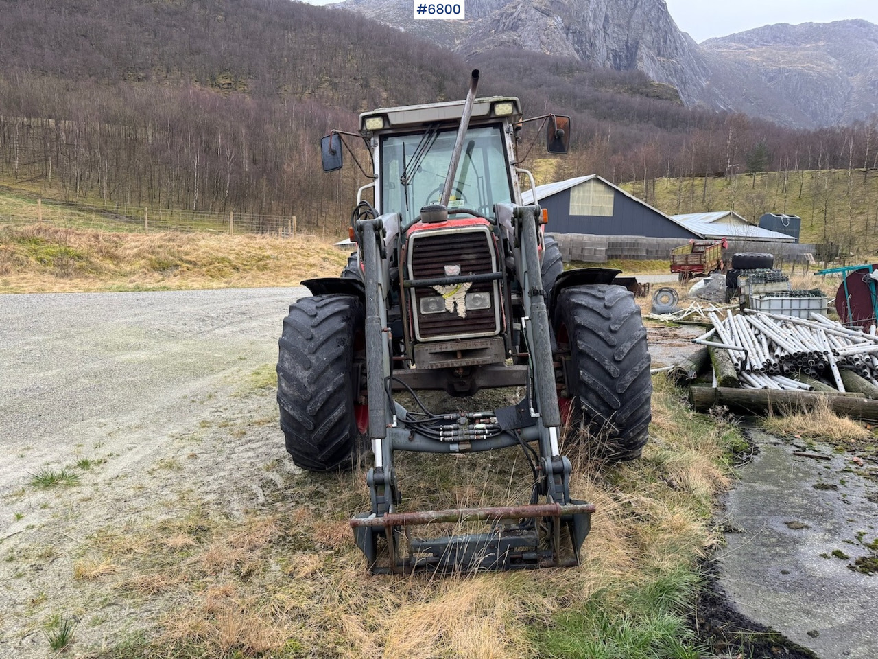 1995 Massey Ferguson 3075 w/ front loader. - Traktor: das Bild 4 1995 Massey Ferguson 3075 w/ front loader. - Traktor: das Bild 4