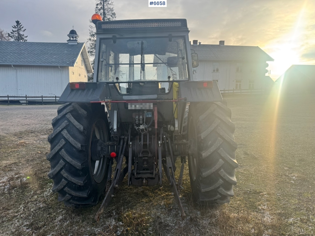 1995 Massey Ferguson 390T w/ Front Loader. - Traktor: das Bild 5 1995 Massey Ferguson 390T w/ Front Loader. - Traktor: das Bild 5