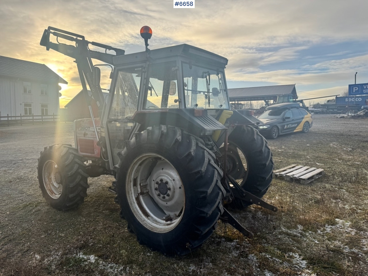 1995 Massey Ferguson 390T w/ Front Loader. - Traktor: das Bild 4 1995 Massey Ferguson 390T w/ Front Loader. - Traktor: das Bild 4