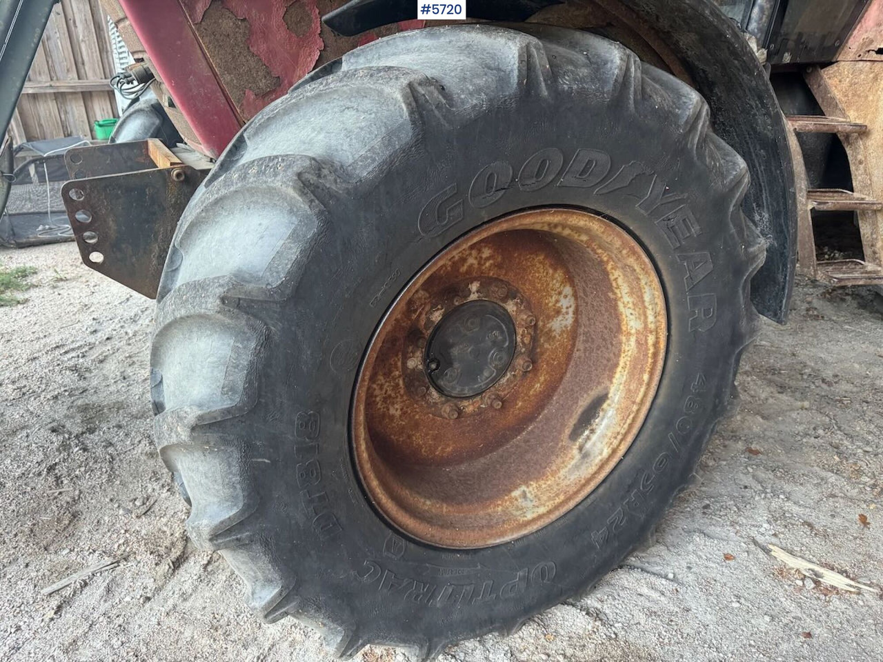 Traktor 1996 Case 5140 4x4 w/ Quicke front loader: das Bild 9