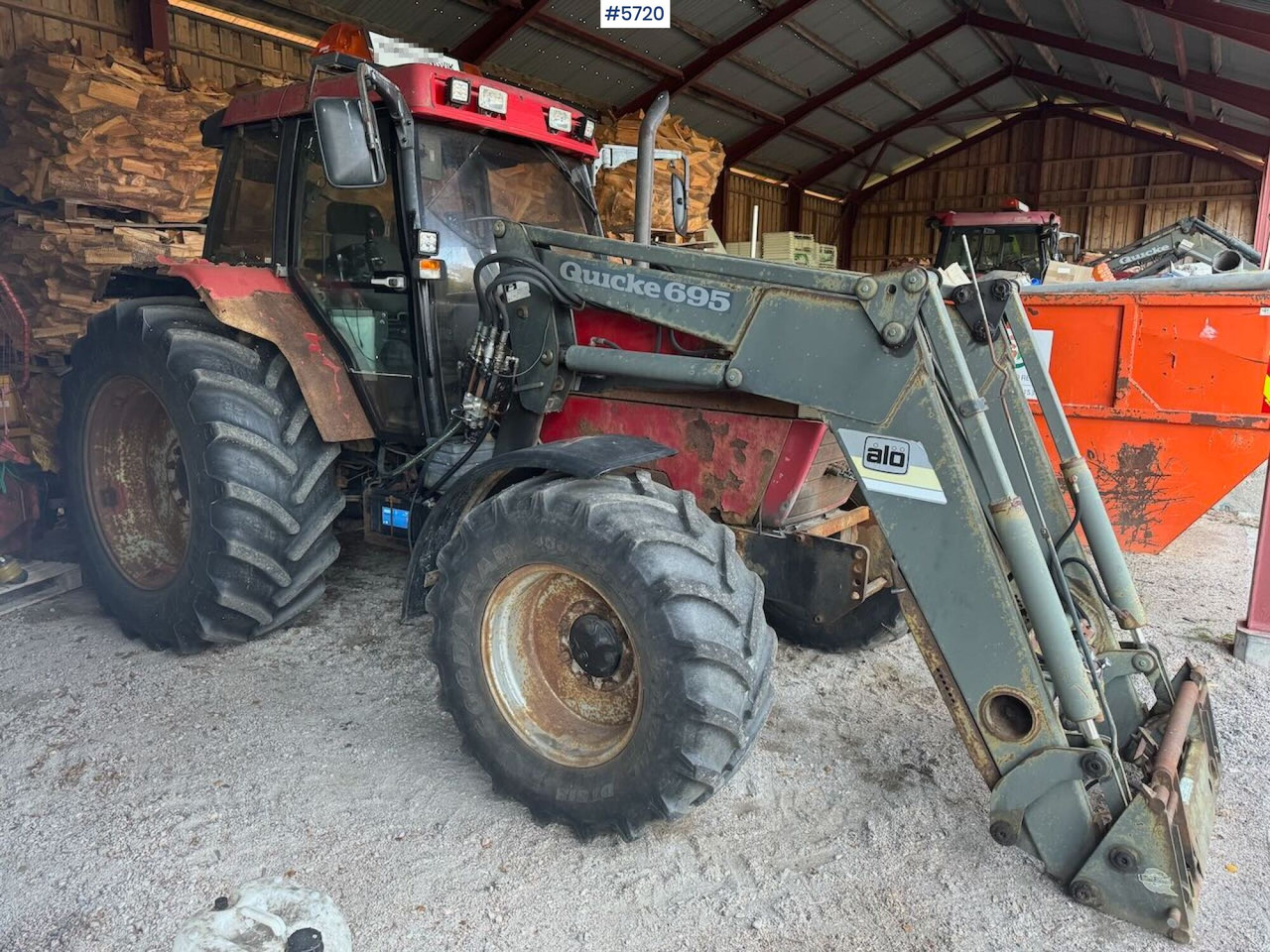 Traktor 1996 Case 5140 4x4 w/ Quicke front loader: das Bild 7