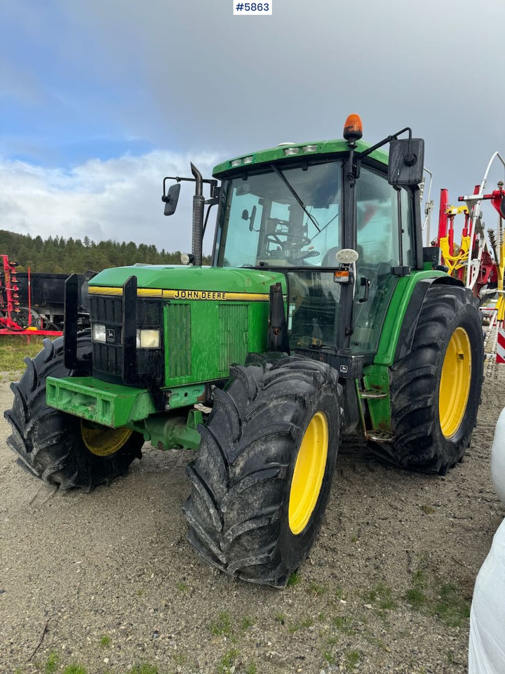 1996 John Deere 6400 4x4 w/ front loader. - Traktor: das Bild 5 1996 John Deere 6400 4x4 w/ front loader. - Traktor: das Bild 5
