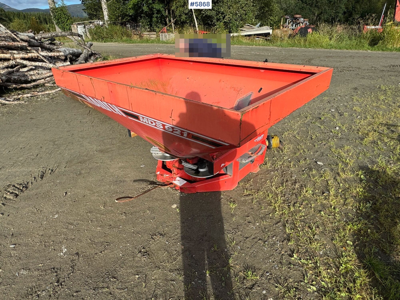 1997 Rauch MDS 921 Fertilizer spreader, partial repair project - Düngerstreuer: das Bild 2 1997 Rauch MDS 921 Fertilizer spreader, partial repair project - Düngerstreuer: das Bild 2