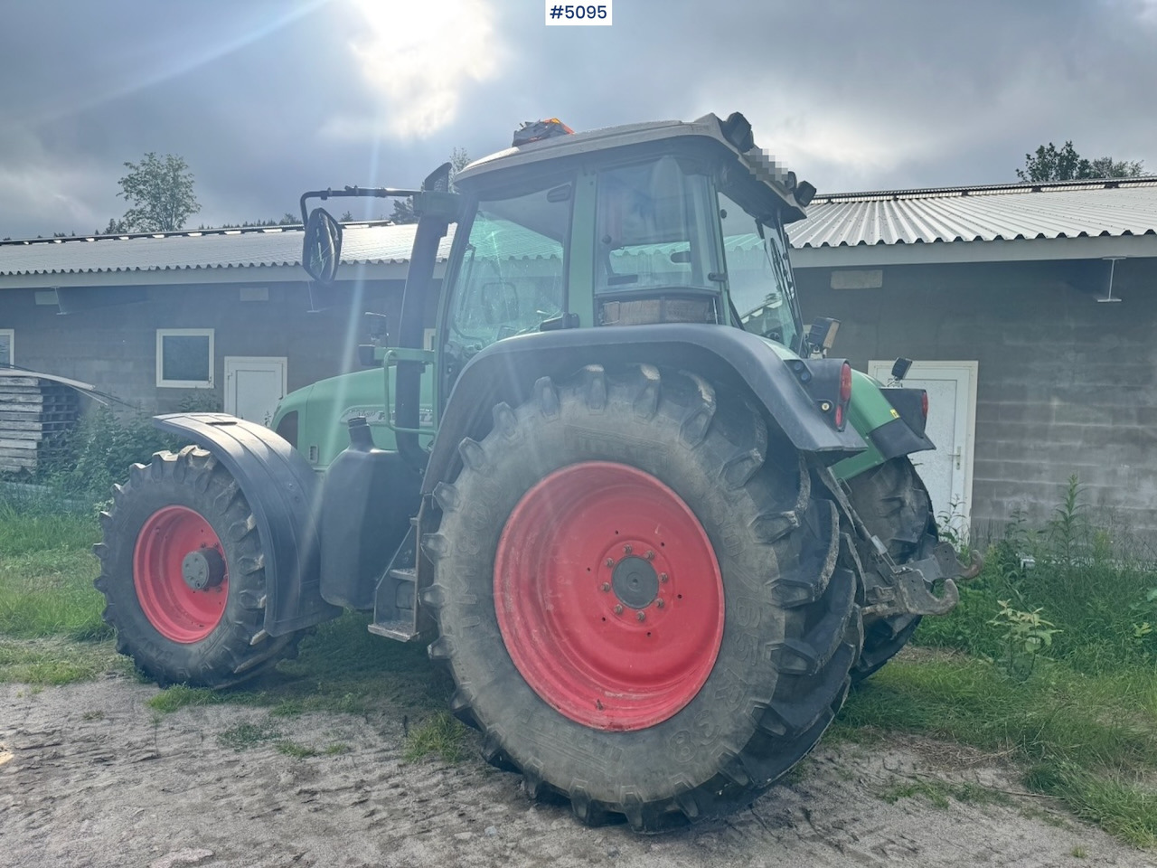 2002 Fendt 716 Vario w/ Front hydraulics. - Traktor: das Bild 2 2002 Fendt 716 Vario w/ Front hydraulics. - Traktor: das Bild 2