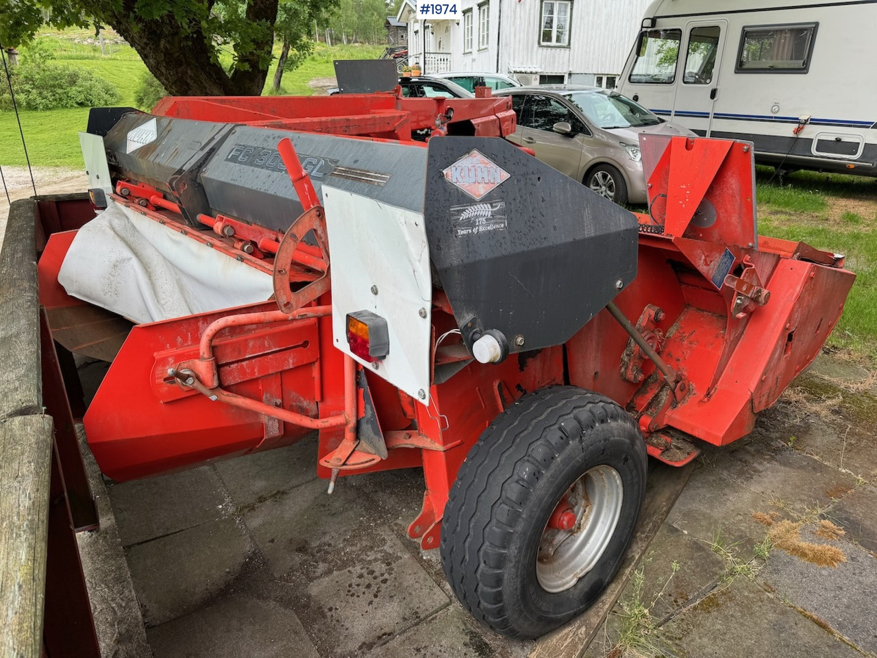 2004 Kuhn FC 303 GL Trailed Mower - Grünlandtechnik: das Bild 4 2004 Kuhn FC 303 GL Trailed Mower - Grünlandtechnik: das Bild 4