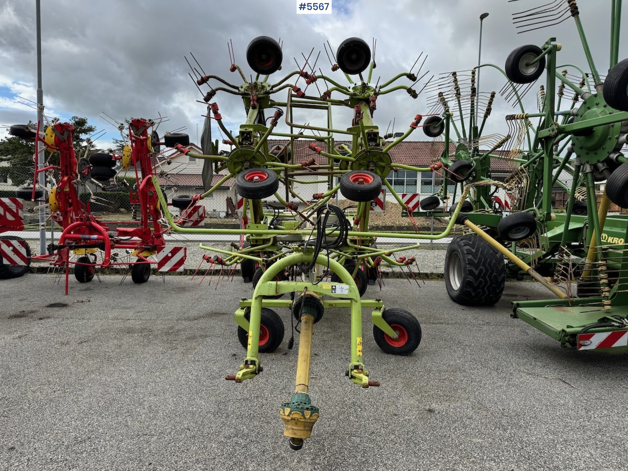 2006 Claas Volto 1320 T - Grünlandtechnik: das Bild 2 2006 Claas Volto 1320 T - Grünlandtechnik: das Bild 2