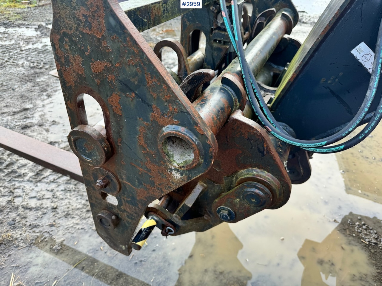 Teleskoplader 2009 Manitou MT 1440 Telescopic truck w/ Bucket, Pallet forks and Lifting jib: das Bild 14 Teleskoplader 2009 Manitou MT 1440 Telescopic truck w/ Bucket, Pallet forks and Lifting jib: das Bild 14