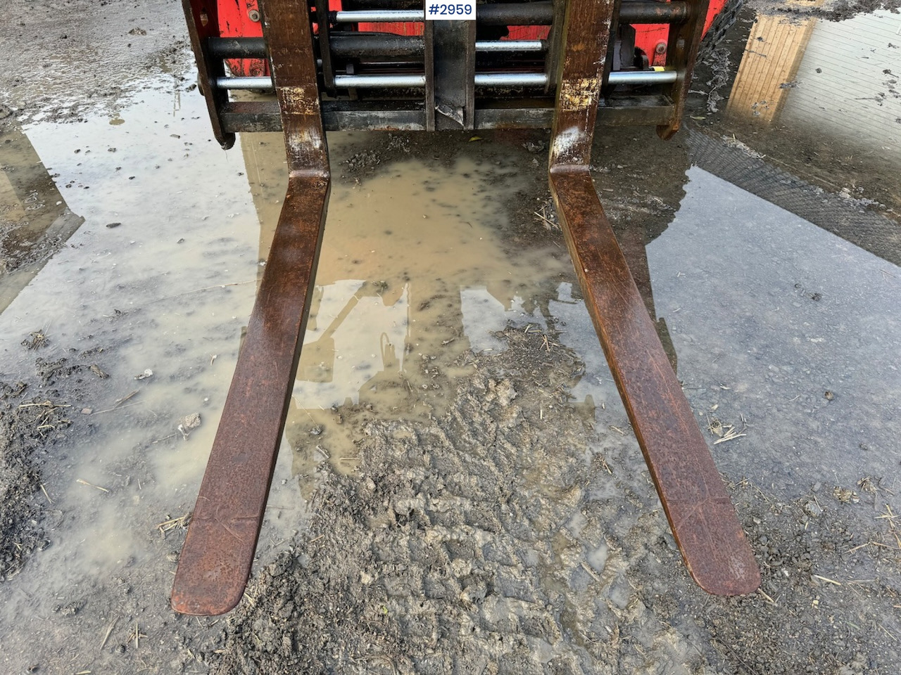 Teleskoplader 2009 Manitou MT 1440 Telescopic truck w/ Bucket, Pallet forks and Lifting jib: das Bild 17 Teleskoplader 2009 Manitou MT 1440 Telescopic truck w/ Bucket, Pallet forks and Lifting jib: das Bild 17