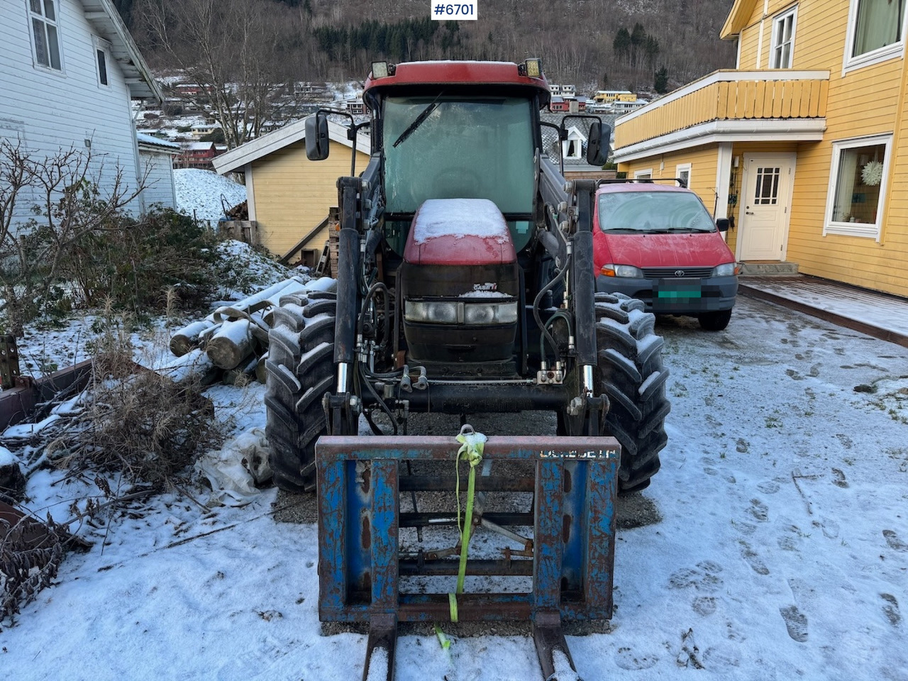 2013 Case IH JX 80 w/ front loader and some equipment. Low hours! - Traktor: das Bild 5 2013 Case IH JX 80 w/ front loader and some equipment. Low hours! - Traktor: das Bild 5