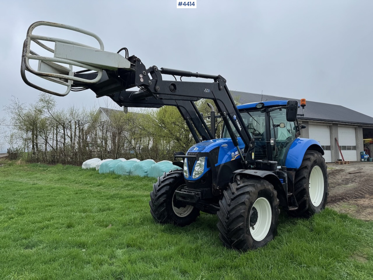 2015 New Holland T7.185 Auto Command w/Front Loader - Traktor: das Bild 4 2015 New Holland T7.185 Auto Command w/Front Loader - Traktor: das Bild 4