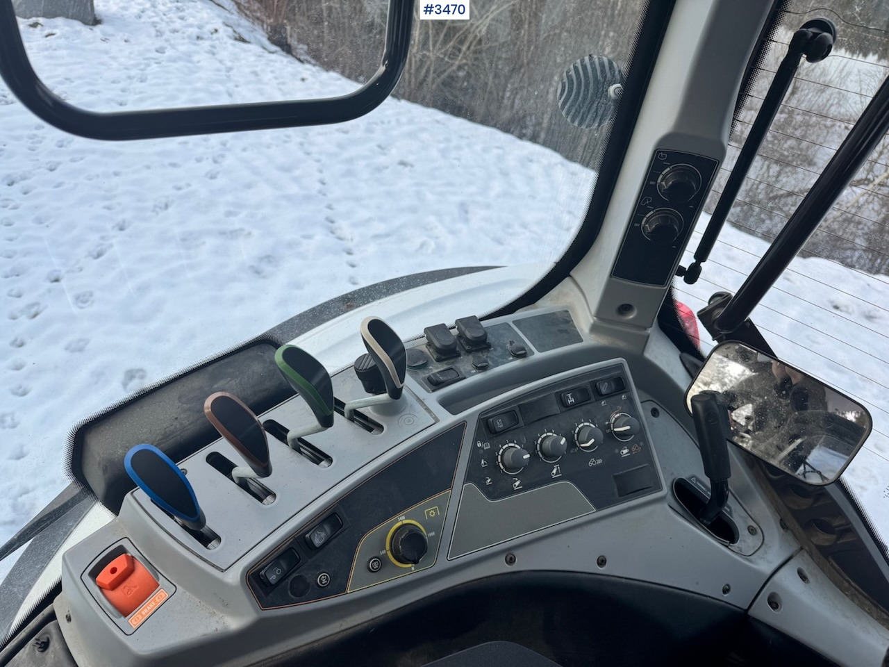 Traktor 2019 Valtra N134 w/ Front loader and bucket. 900 hours!: das Bild 25