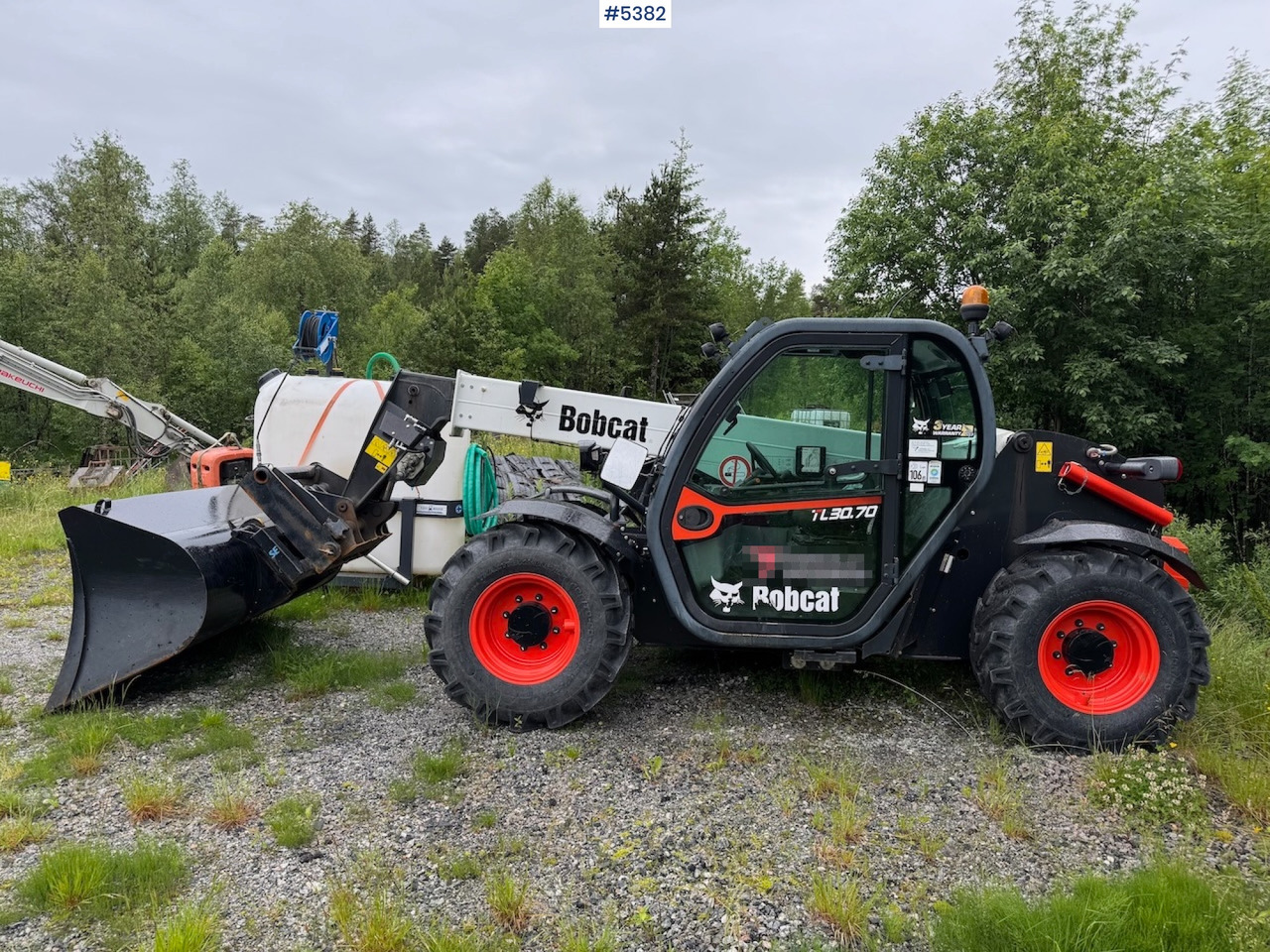 2021 Bobcat TL30.70DB m/ bucket, pallet fork and 4 chains. - Gabelstapler: das Bild 2 2021 Bobcat TL30.70DB m/ bucket, pallet fork and 4 chains. - Gabelstapler: das Bild 2