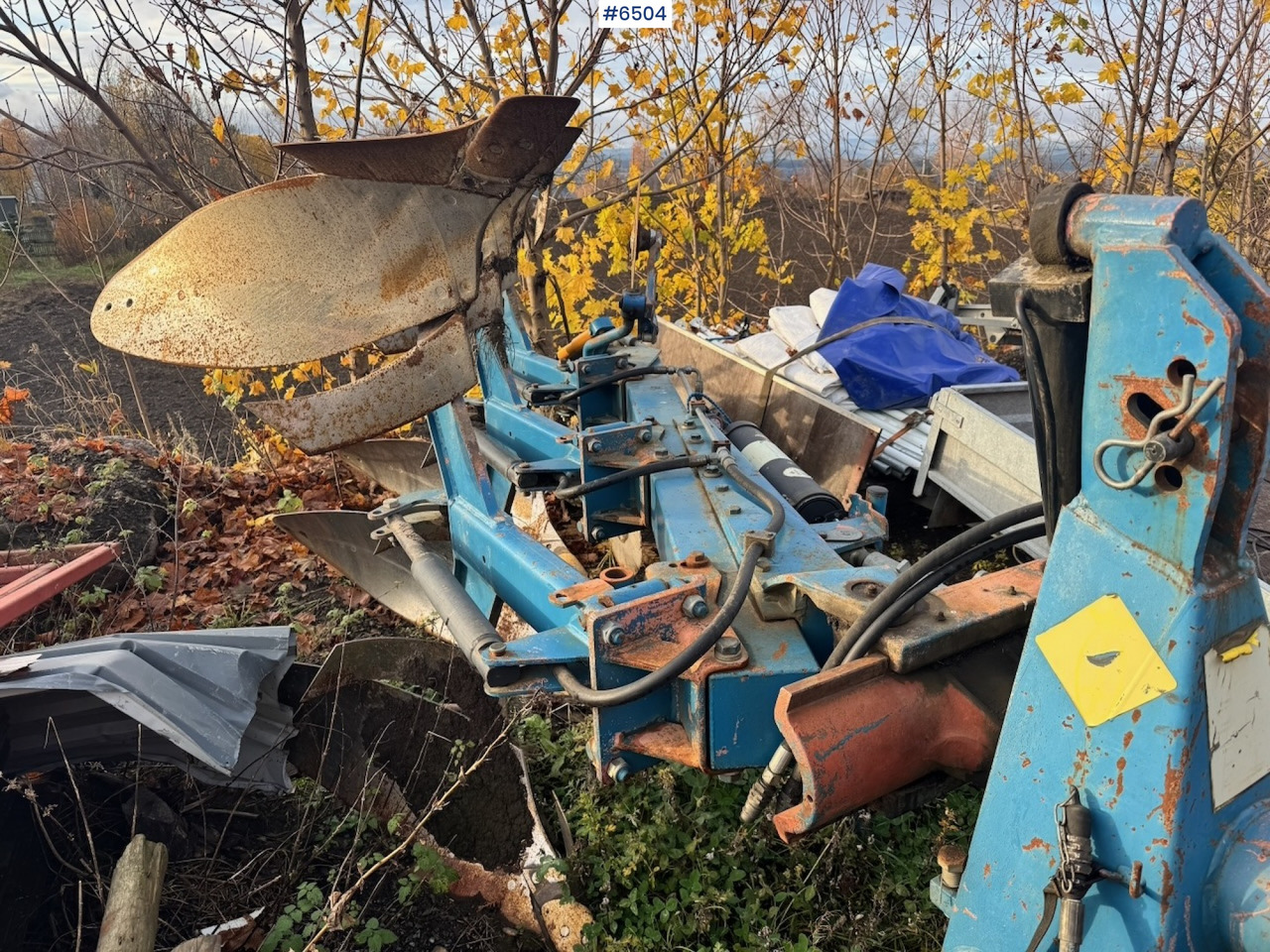 Approx. 1995 Øverum 3-furrow reversible plough - Technik für Bodenbearbeitung: das Bild 2 Approx. 1995 Øverum 3-furrow reversible plough - Technik für Bodenbearbeitung: das Bild 2