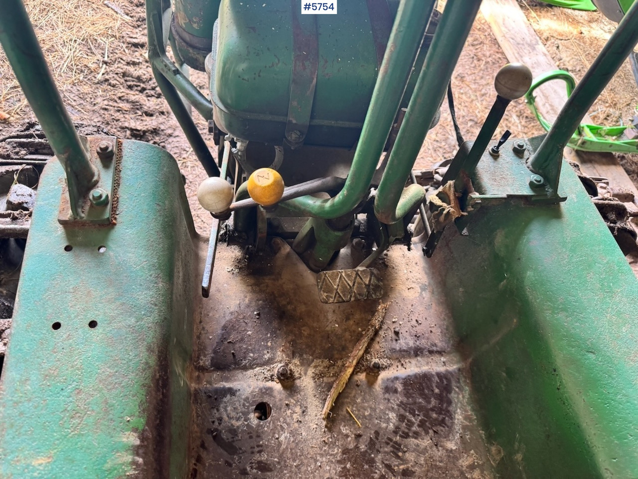 Traktor Ca. 1960  Agria Drabant with Winch: das Bild 8