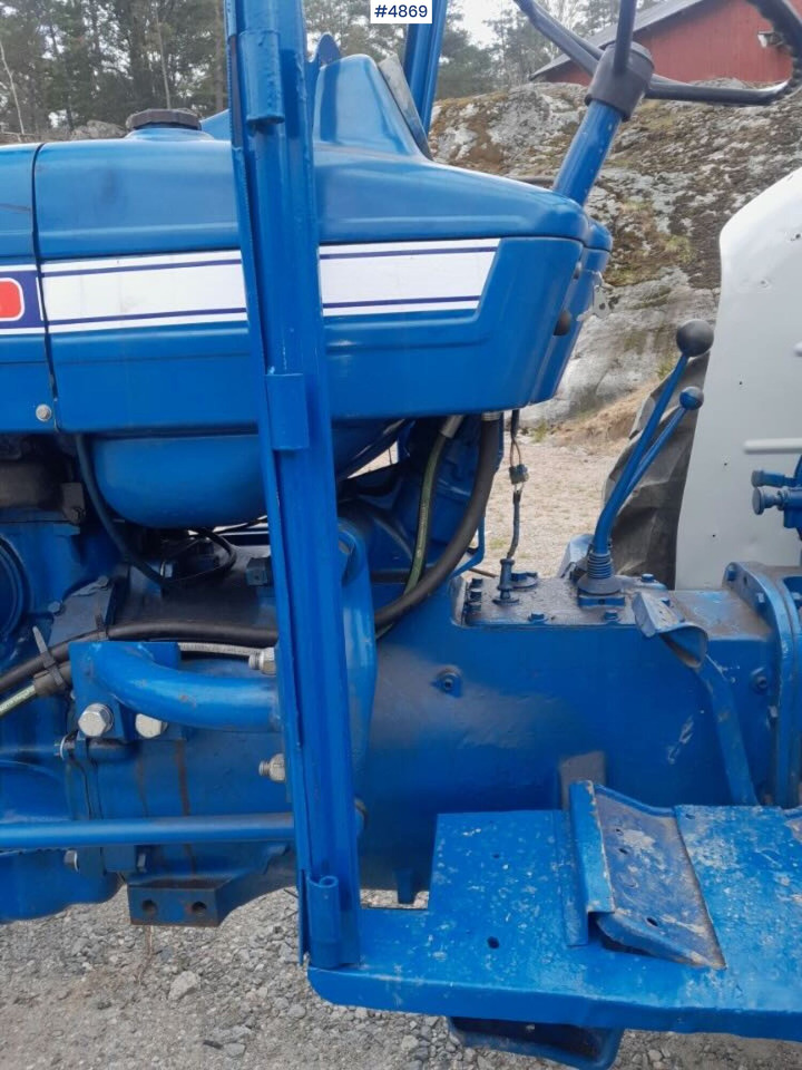 Ca. 1970 Ford 4000 4x2 - Traktor: das Bild 5 Ca. 1970 Ford 4000 4x2 - Traktor: das Bild 5