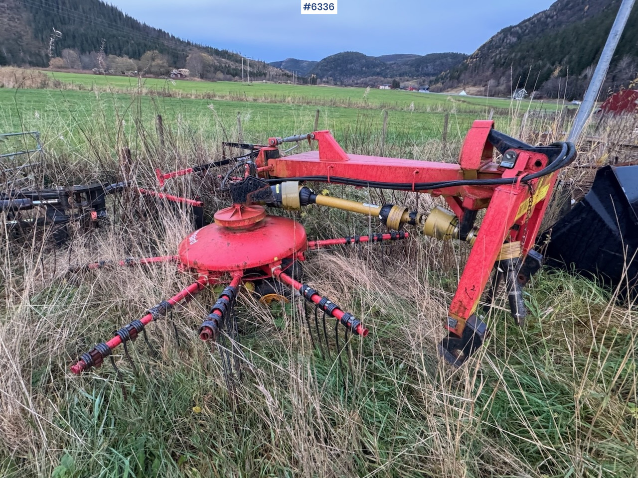 Fransgård TI-6000 combi rake - Grünlandtechnik: das Bild 2 Fransgård TI-6000 combi rake - Grünlandtechnik: das Bild 2