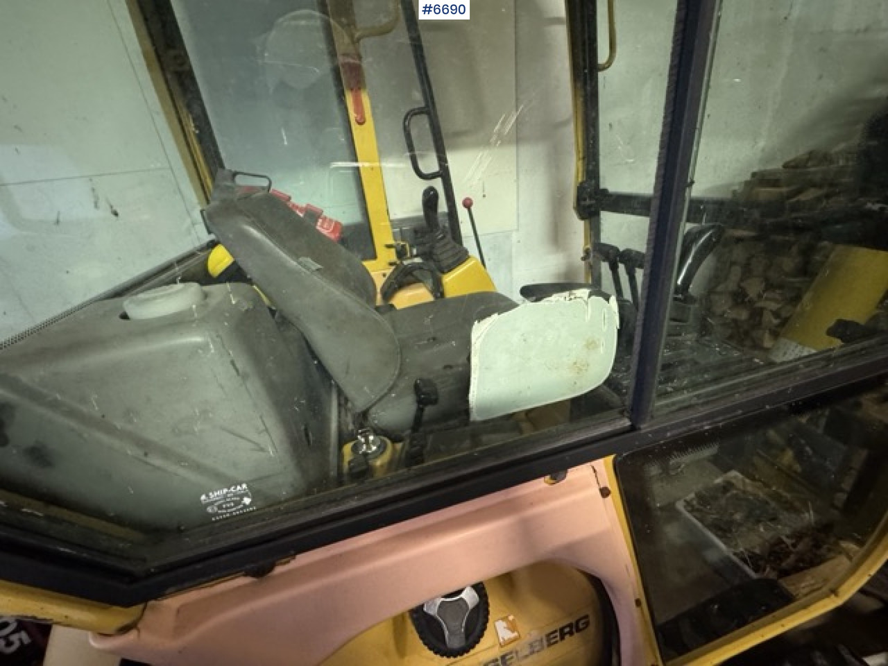 Bagger Komatsu PC15R excavator with 2 buckets!: das Bild 12