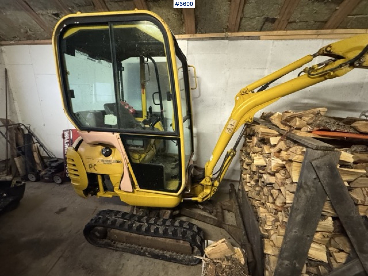 Komatsu PC15R excavator with 2 buckets! - Minibagger: das Bild 2 Komatsu PC15R excavator with 2 buckets! - Minibagger: das Bild 2