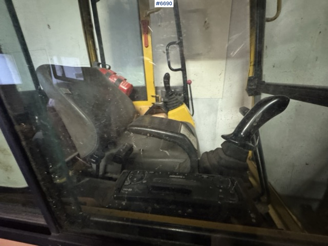 Bagger Komatsu PC15R excavator with 2 buckets!: das Bild 13