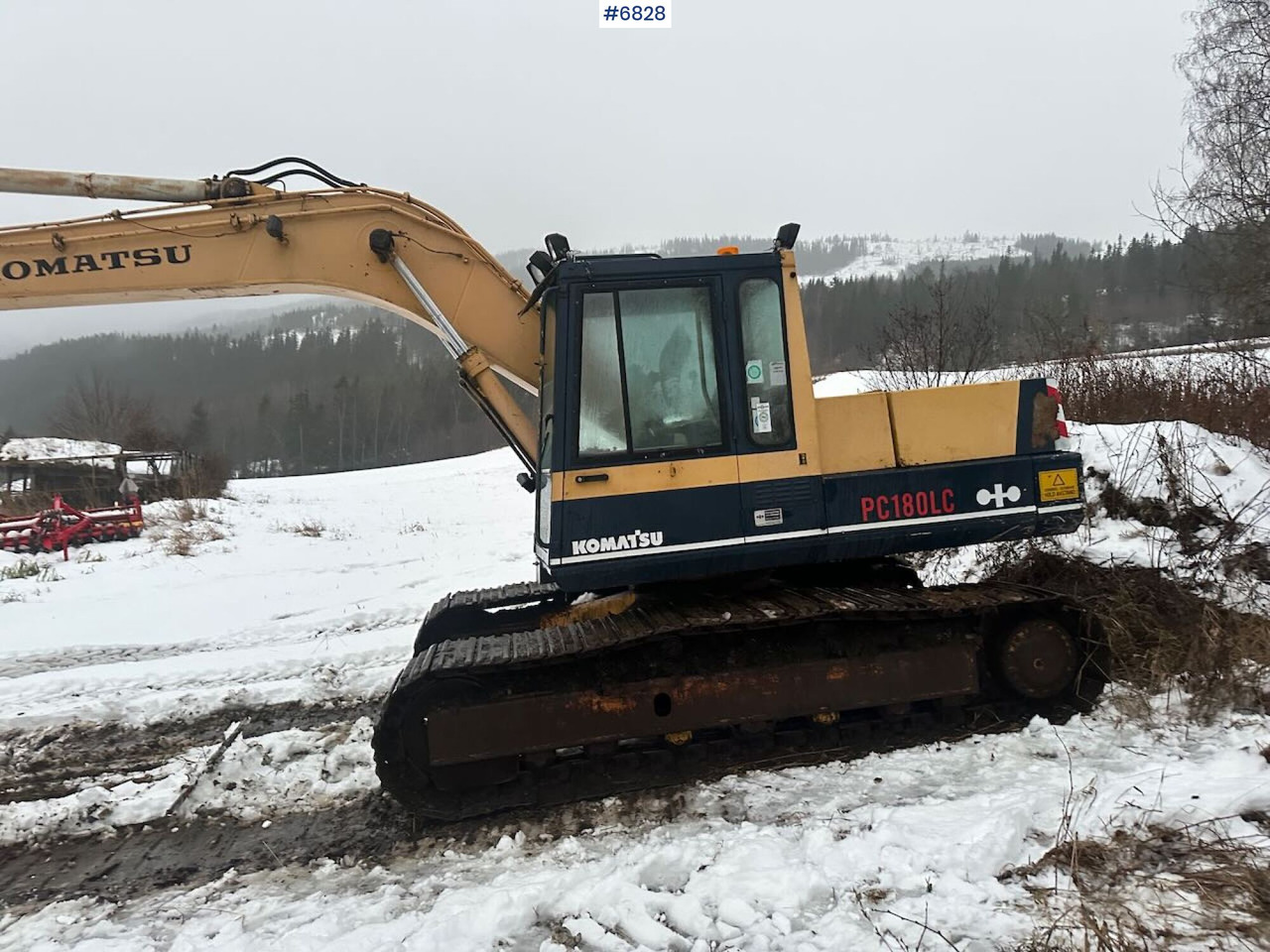 Komatsu PC180LC-3 w/ Excavator bucket. SEE VIDEO. - Bagger: das Bild 5 Komatsu PC180LC-3 w/ Excavator bucket. SEE VIDEO. - Bagger: das Bild 5