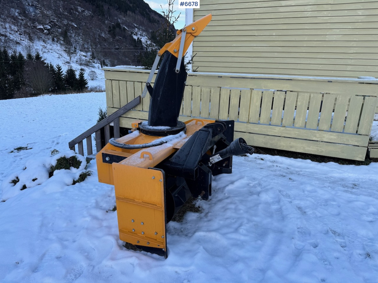 Agroquip G180 2-speed Snowblower. Like new! - Kommunal-/ Sonderfahrzeug: das Bild 4 Agroquip G180 2-speed Snowblower. Like new! - Kommunal-/ Sonderfahrzeug: das Bild 4