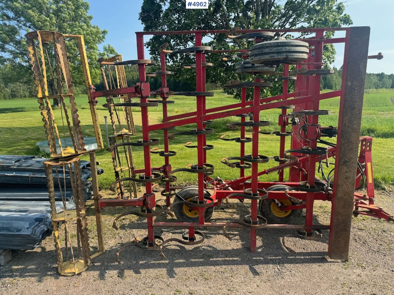 Väderstad Harrow - Technik für Bodenbearbeitung: das Bild 3 Väderstad Harrow - Technik für Bodenbearbeitung: das Bild 3