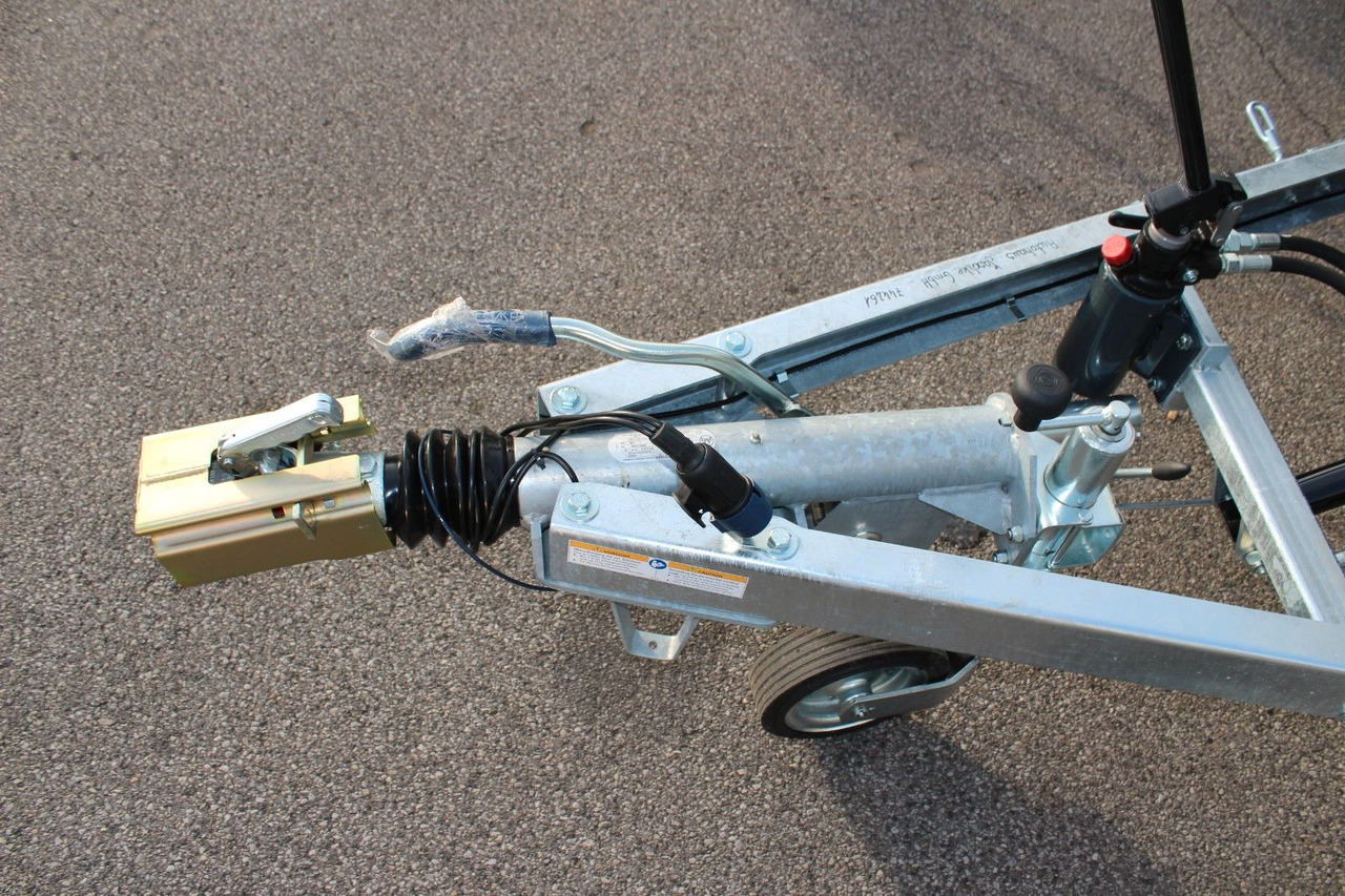 Anhänger Humbaur Allcomfort MTKA354722 kippbar 4.7x2.2: das Bild 11 Anhänger Humbaur Allcomfort MTKA354722 kippbar 4.7x2.2: das Bild 11