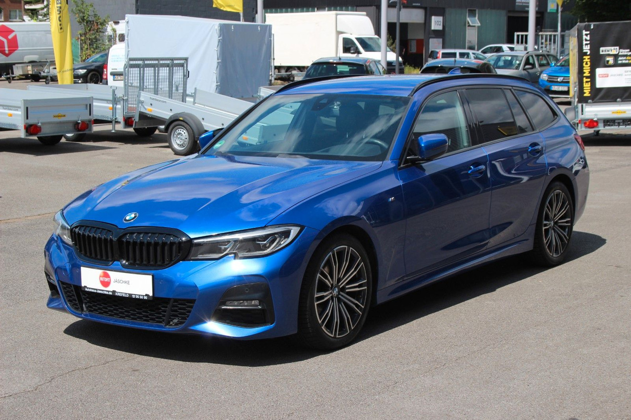 BMW 320 Touring d M Sport Laser Alcantara Harman Kar - PKW: das Bild 4 BMW 320 Touring d M Sport Laser Alcantara Harman Kar - PKW: das Bild 4