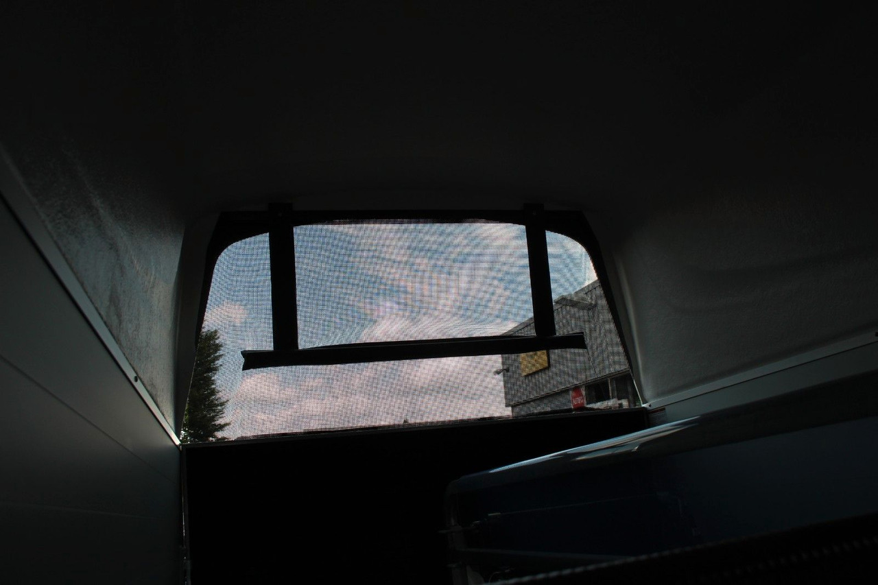 Tiertransporter Anhänger Humbaur Equitos Alu Plus 2400 Pferdeanhänger Sattelkamme: das Bild 20