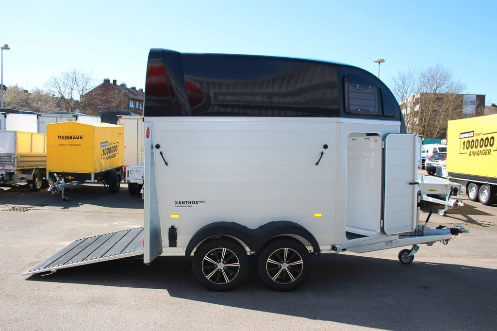 Humbaur XANTHOS AERO 2400 Sattelkammer 100KMH Pferdeanhä  – Leasing Humbaur XANTHOS AERO 2400 Sattelkammer 100KMH Pferdeanhä: das Bild 19