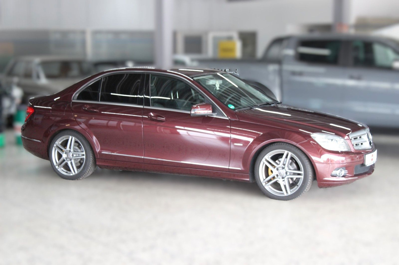 Mercedes-Benz C 230 Avantgarde Automatik sehr gepflegt! 130tKM - Limousine: das Bild 1 Mercedes-Benz C 230 Avantgarde Automatik sehr gepflegt! 130tKM - Limousine: das Bild 1