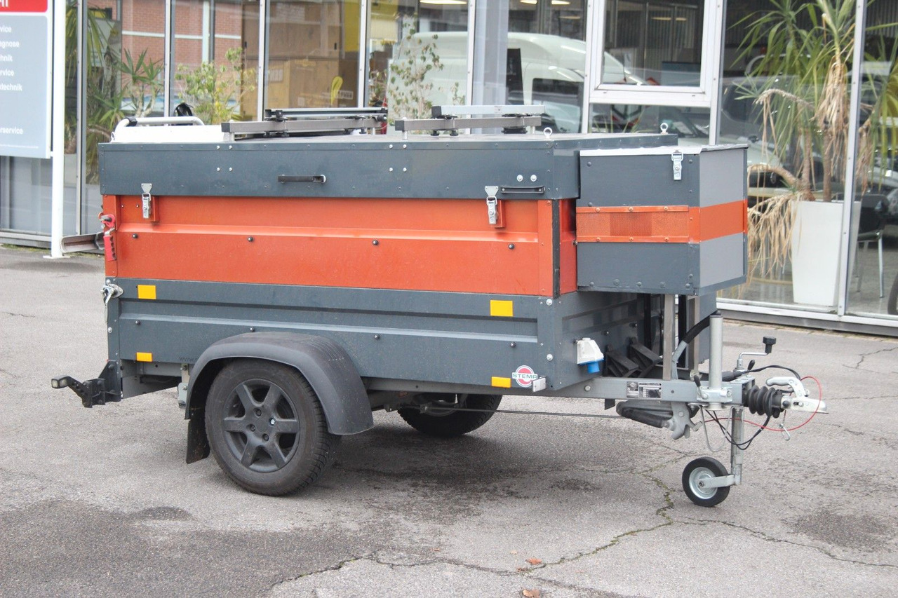 Stema Basic 850 Plus Deckelanhänger Urlaub - PKW Anhänger: das Bild 1 Stema Basic 850 Plus Deckelanhänger Urlaub - PKW Anhänger: das Bild 1
