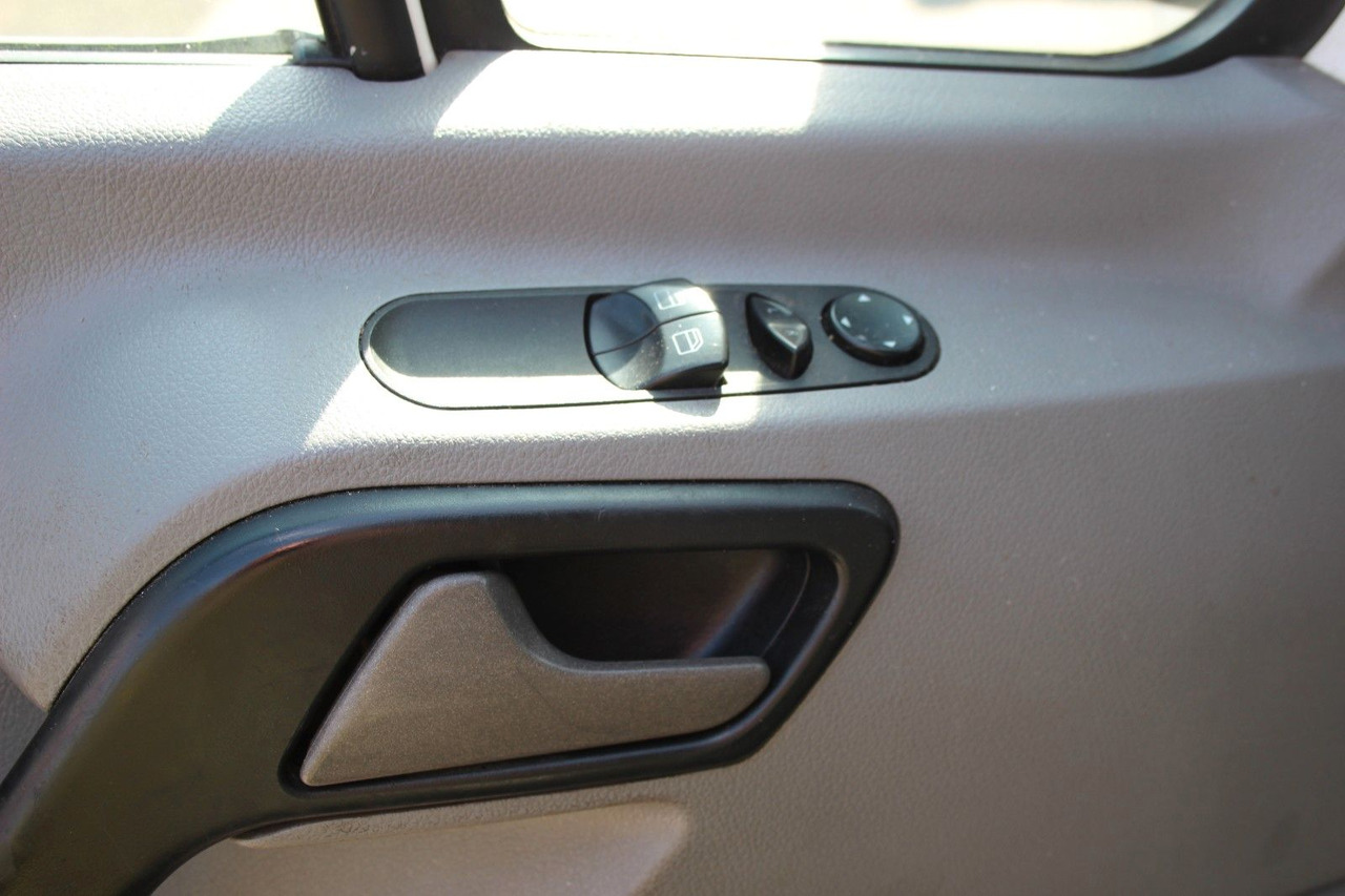 Volkswagen Crafter KÜHLUNG 35 L2H2 - Personentransporter: das Bild 5 Volkswagen Crafter KÜHLUNG 35 L2H2 - Personentransporter: das Bild 5