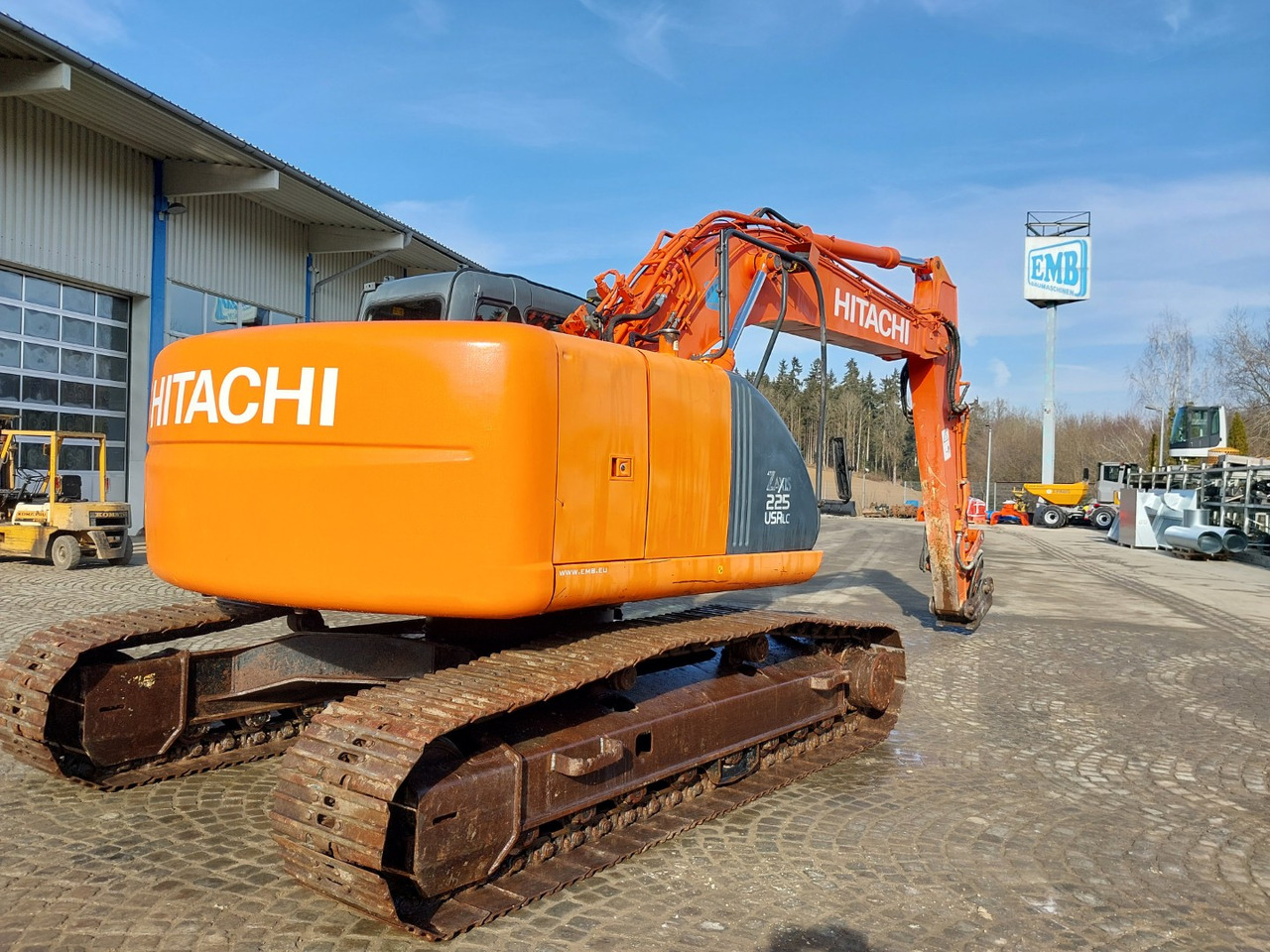 Hitachi ZX225USRLC - Kettenbagger: das Bild 3 Hitachi ZX225USRLC - Kettenbagger: das Bild 3