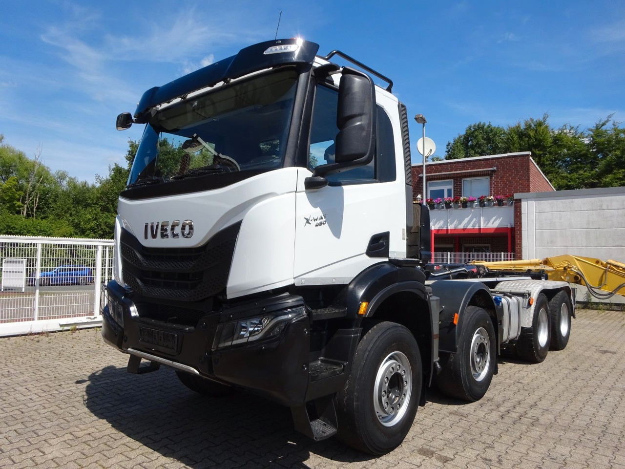 Iveco X-WAY 480 HIAB ABROLLER - Abrollkipper: das Bild 3 Iveco X-WAY 480 HIAB ABROLLER - Abrollkipper: das Bild 3