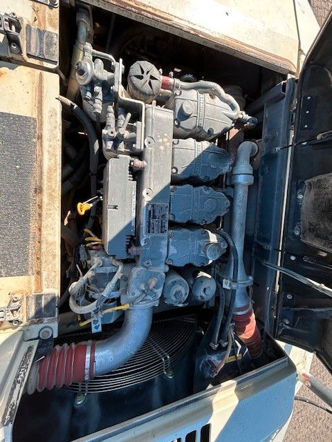 Kettenbagger Liebherr R 916LC mit Lasersystem Kettenbagger: das Bild 25