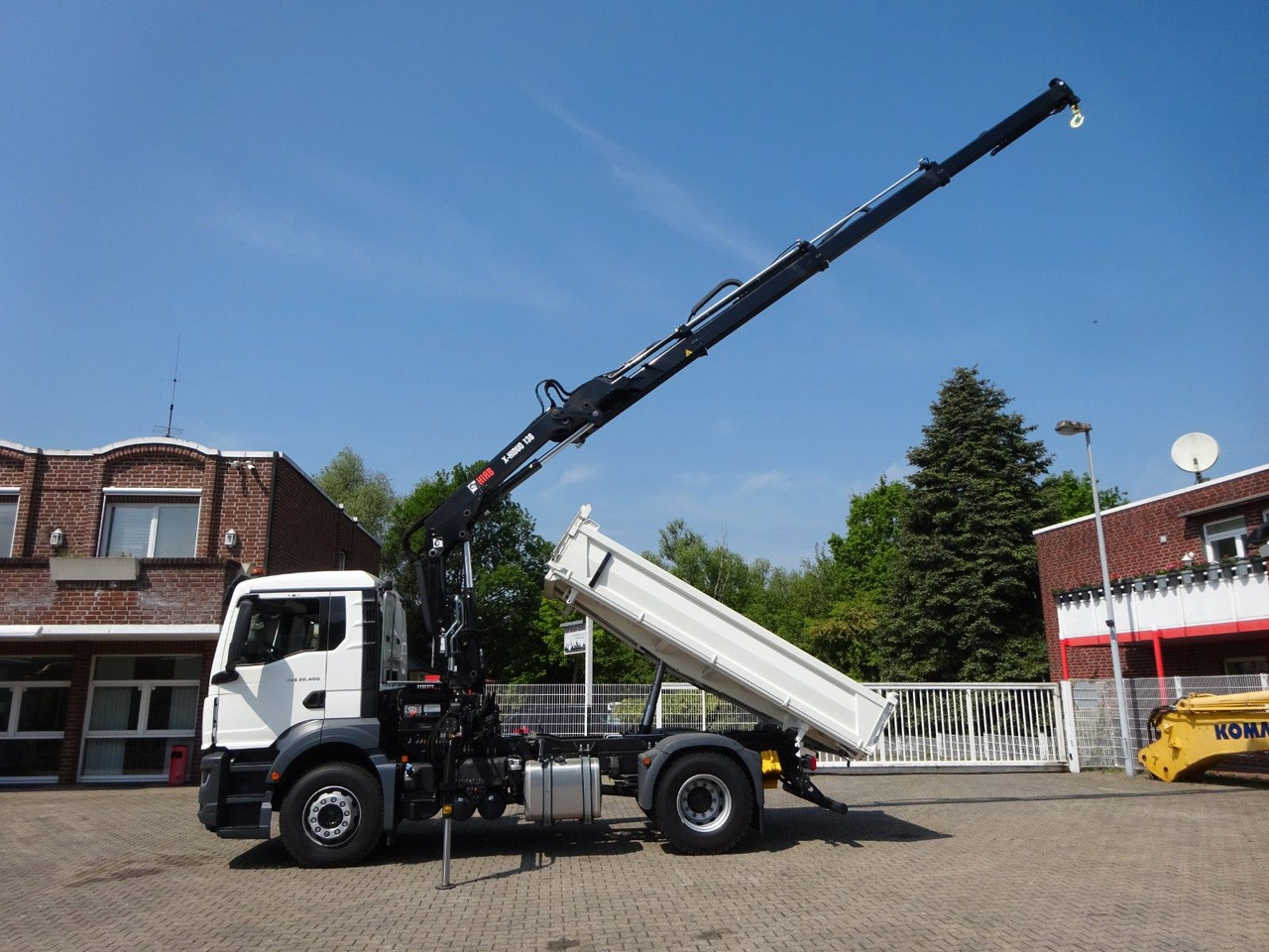 MAN 22.400 TGS + HIAB X-HIDUO 138 Kran - Kipper, Autokran: das Bild 2 MAN 22.400 TGS + HIAB X-HIDUO 138 Kran - Kipper, Autokran: das Bild 2