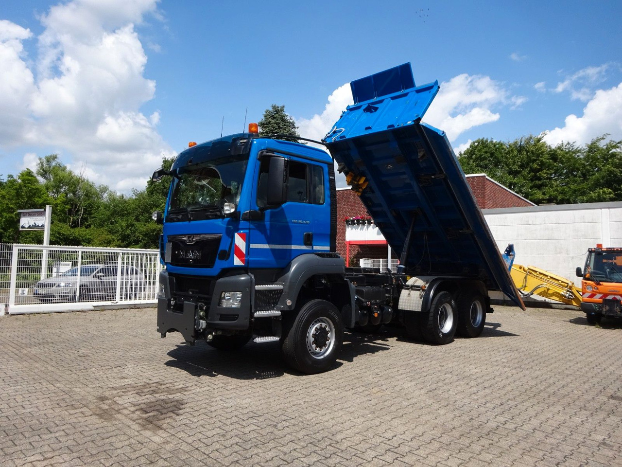 MAN 26.420 TGS MEILER 3Skipper + Bordmatik 6x6 - Kipper, Autokran: das Bild 1 MAN 26.420 TGS MEILER 3Skipper + Bordmatik 6x6 - Kipper, Autokran: das Bild 1