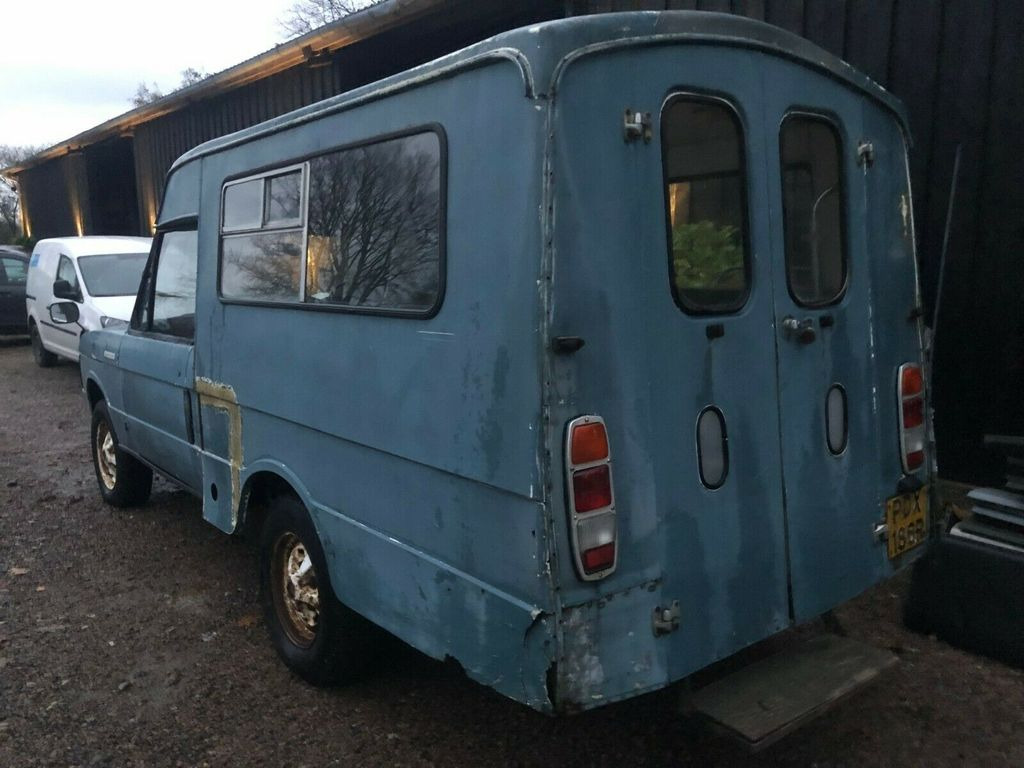 Land Rover Range Rover Classic Ambulance V8 *2900 brutto* Land Rover Range Rover Classic Ambulance V8 *2900 brutto* - Krankenwagen: das Bild 2 Land Rover Range Rover Classic Ambulance V8 *2900 brutto* Land Rover Range Rover Classic Ambulance V8 *2900 brutto* - Krankenwagen: das Bild 2