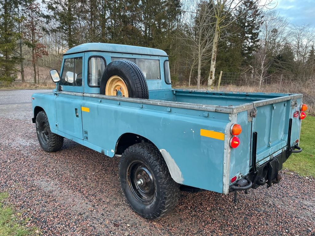 Land Rover Serie II A 109 Pickup Land Rover Serie II A 109 Inch Basic Pickup *10 900* - SUV/ Geländewagen: das Bild 4 Land Rover Serie II A 109 Pickup Land Rover Serie II A 109 Inch Basic Pickup *10 900* - SUV/ Geländewagen: das Bild 4